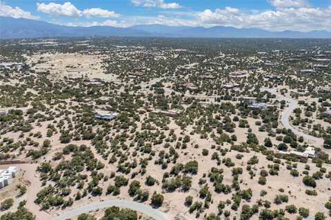 19 Sundance Ridge Circle, Santa Fe, NM 87506