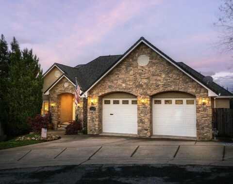 1025 Edgewater Court, Redding, CA 96003