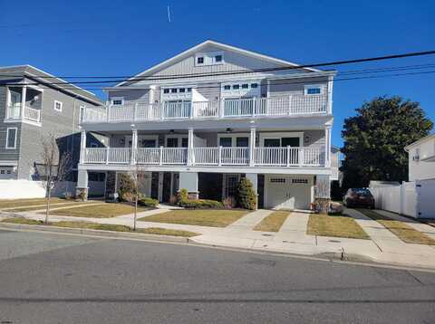 105 N Adams Ave, Margate City, NJ 08402