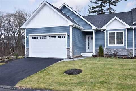 44 Stonebridge Lane, Warwick, RI 02818