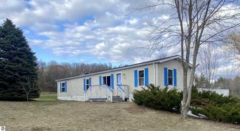 1447 S Dow Road, West Branch, MI 48661