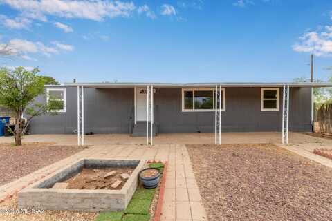 6951 W Rocking Chair, Tucson, AZ 85757