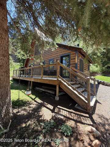 185 STOOR DRIVE, Alpine, WY 83128