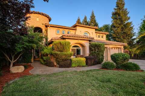 1430 N Linwood Street, Visalia, CA 93291