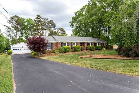 806 Branchwood Drive, Kernersville, NC 27284