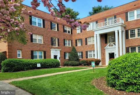 2109 SE SUITLAND TERR SE, WASHINGTON, DC 20020