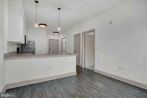 303 MCMECHEN ST, BALTIMORE, MD 21217
