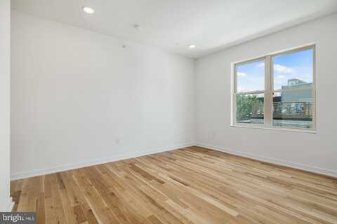 1918 E CUMBERLAND STREET, PHILADELPHIA, PA 19125