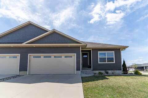 2006 Richard Road, Cedar Falls, IA 50613