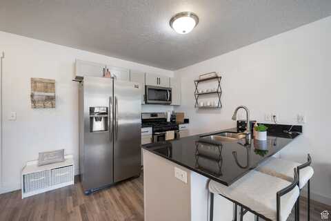 172 E LEGACY, Saratoga Springs, UT 84045