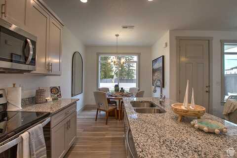 55 E BUTTERCUP, Garden City, UT 84028