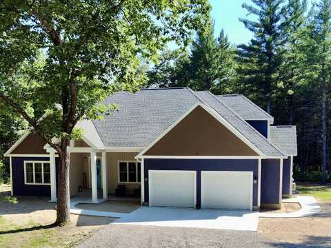 1379 Kunze Road, East Tawas, MI 48730