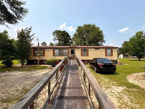 209 PEBBLE HILL CIR, Sylvester, GA 31791