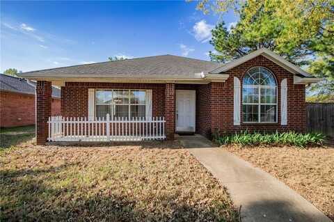5751 Reliance ST, Fayetteville, AR 72704