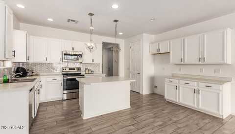 272 E HAWAII Drive, Casa Grande, AZ 85122
