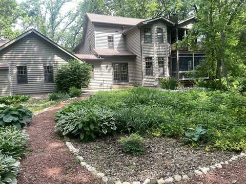 2418 Bennington Lane, Mchenry, IL 60050