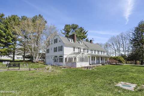 802 State Rd, Richmond, MA 01254