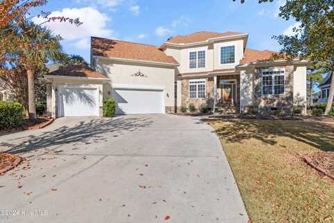 2760 Harbormaster Drive SE, Southport, NC 28461