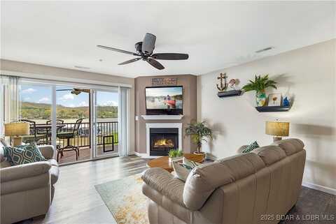 686 Clearwater Drive, Camdenton, MO 65020