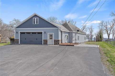 28 Wedgeworth Drive, West Monroe, NY 13167