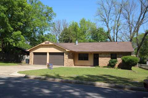1514 N Jackson Avenue, Russellville, AR 72801