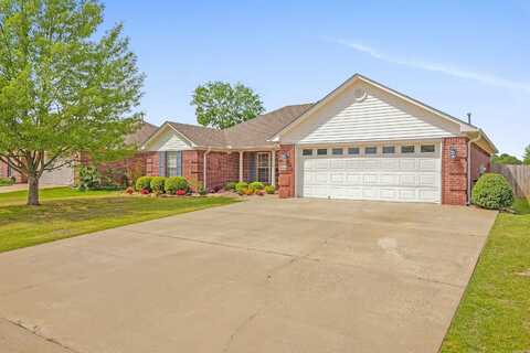 2540 Gladiola, Conway, AR 72034