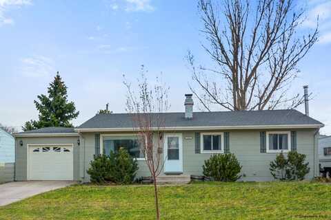 3935 E 10TH ST, Cheyenne, WY 82001