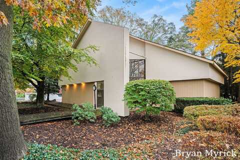 140 E 29TH STREET, HOLLAND, MI 49423