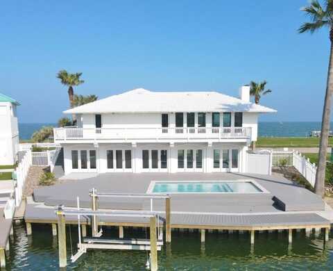1895 Bay Shore Drive, Rockport, TX 78382