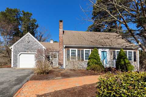 120 Stonehenge Drive, Brewster, MA 02631