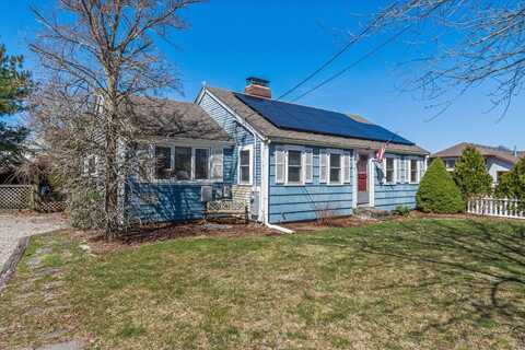 41 Edwards Avenue, Dennis Port, MA 02639