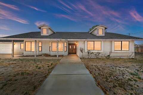 18447 Temecula Avenue, Hesperia, CA 92345