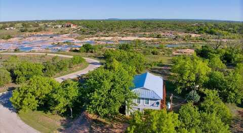 2433 County Rd 102, Llano, TX 78643