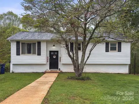 173 8th Avenue, Conover, NC 28613