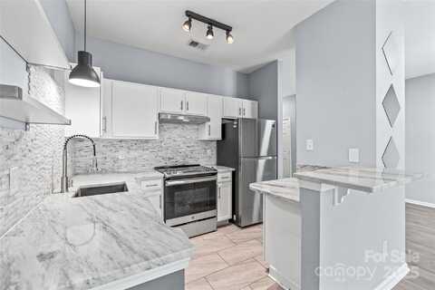 2059 Lennox Square Road, Charlotte, NC 28210