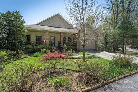 172 Sunny Ridge Road, Hendersonville, NC 28739