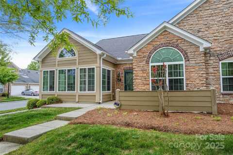 6311 Ridge Path Lane, Charlotte, NC 28269