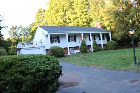 48 Renshaw Road, Hamden, CT 06518