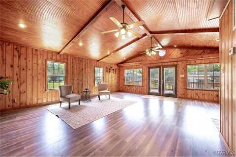 6631 Rural Point Road, Mechanicsville, VA 23116