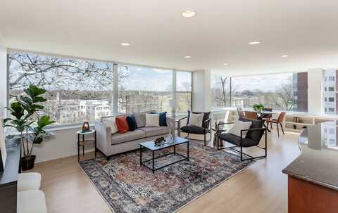3660 Grand Avenue unit: 510, Des Moines, IA 50312