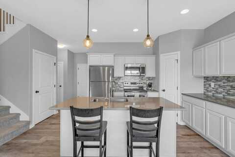 1106 E 28th Street, Norwalk, IA 50211