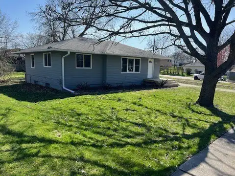 907 W Salem Avenue, Indianola, IA 50125