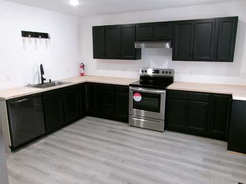 408 5th Street, Menlo, IA 50164