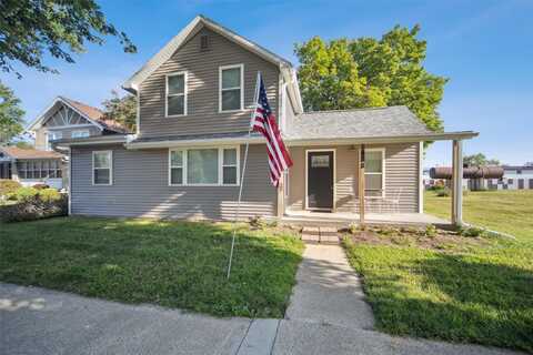 408 5th Street, Menlo, IA 50164