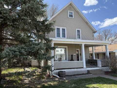 1451 Mount Pleasant, Dubuque, IA 52001