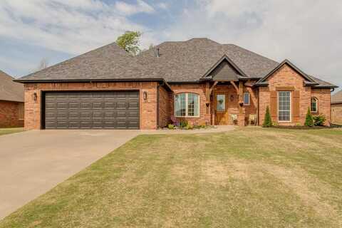 2120 Daybreak Ln, Enid, OK 73703