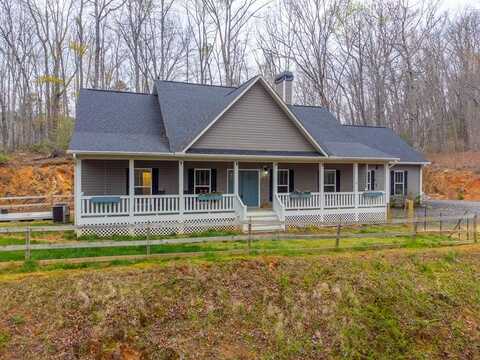 213 Pine Meadows Road, Bryson City, NC 28713