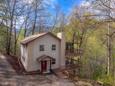 306 Griffin Road, Franklin, NC 28734