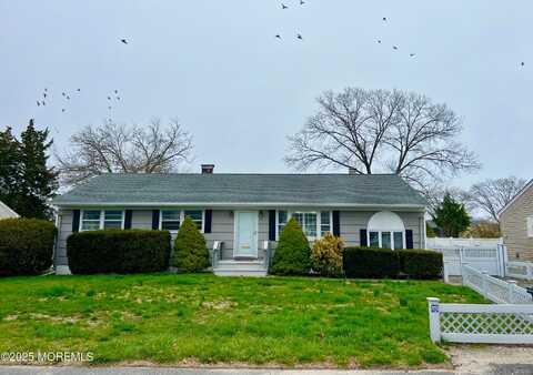107 Arrowhead Park Drive, Brick, NJ 08724