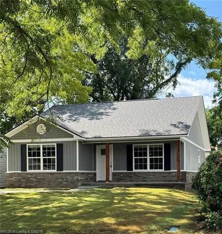 913 7th ST, Fort Smith, AR 72901